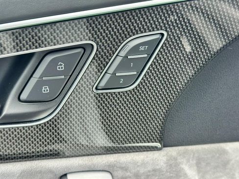 Used 2022 Audi SQ8 Prestige AWD/4WD image 19