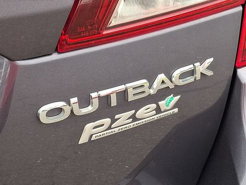 Used 2016 Subaru Outback 2.5i Premium AWD/4WD image 31