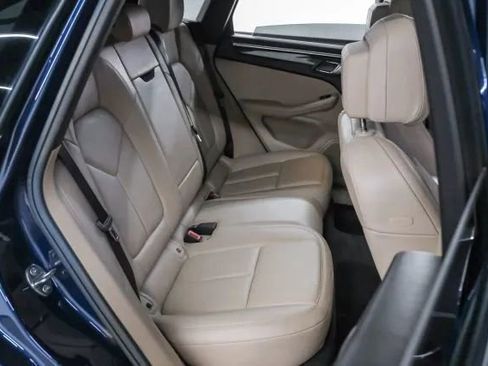 Used 2019 Porsche Macan S AWD/4WD image 39
