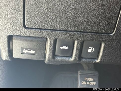 Used 2014 Lexus ES 350 w/ Luxury Package FWD image 25