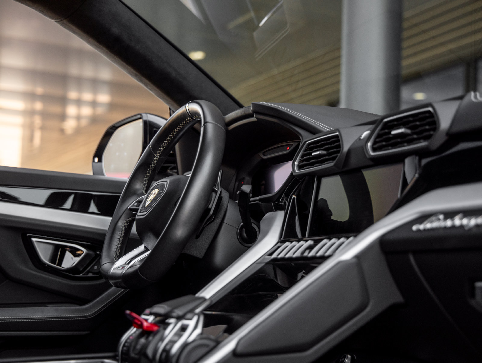 Used 2021 Lamborghini Urus AWD/4WD image 51