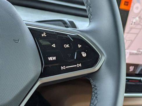 New 2025 Volkswagen ID. Buzz 1st Edition RWD image 28