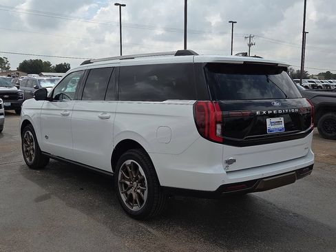 New 2027 Ford Expedition Max King Ranch AWD/4WD image 3