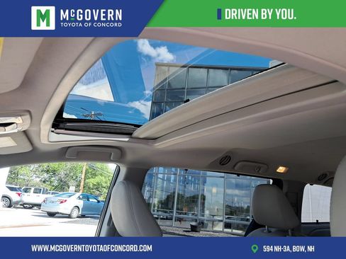 Used 2020 Toyota Sienna XLE w/ Carpet Mat Package AWD/4WD image 13
