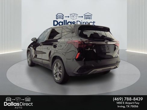 Used 2021 Kia Seltos LX image 9