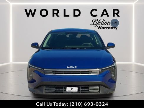 New 2025 Kia K4 LXS image 8