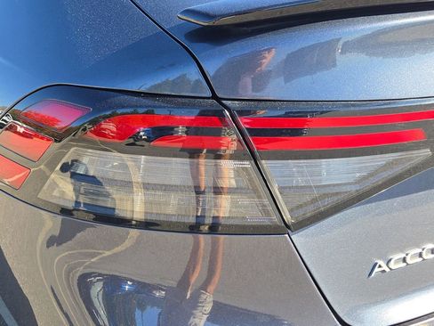 Used 2023 Honda Accord Touring image 13