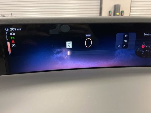 Used 2024 Lincoln Nautilus Reserve w/ Equipment Group 203A image 23