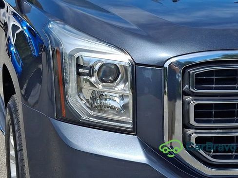 Used 2019 GMC Yukon XL SLT w/ Open Road Package RWD image 9