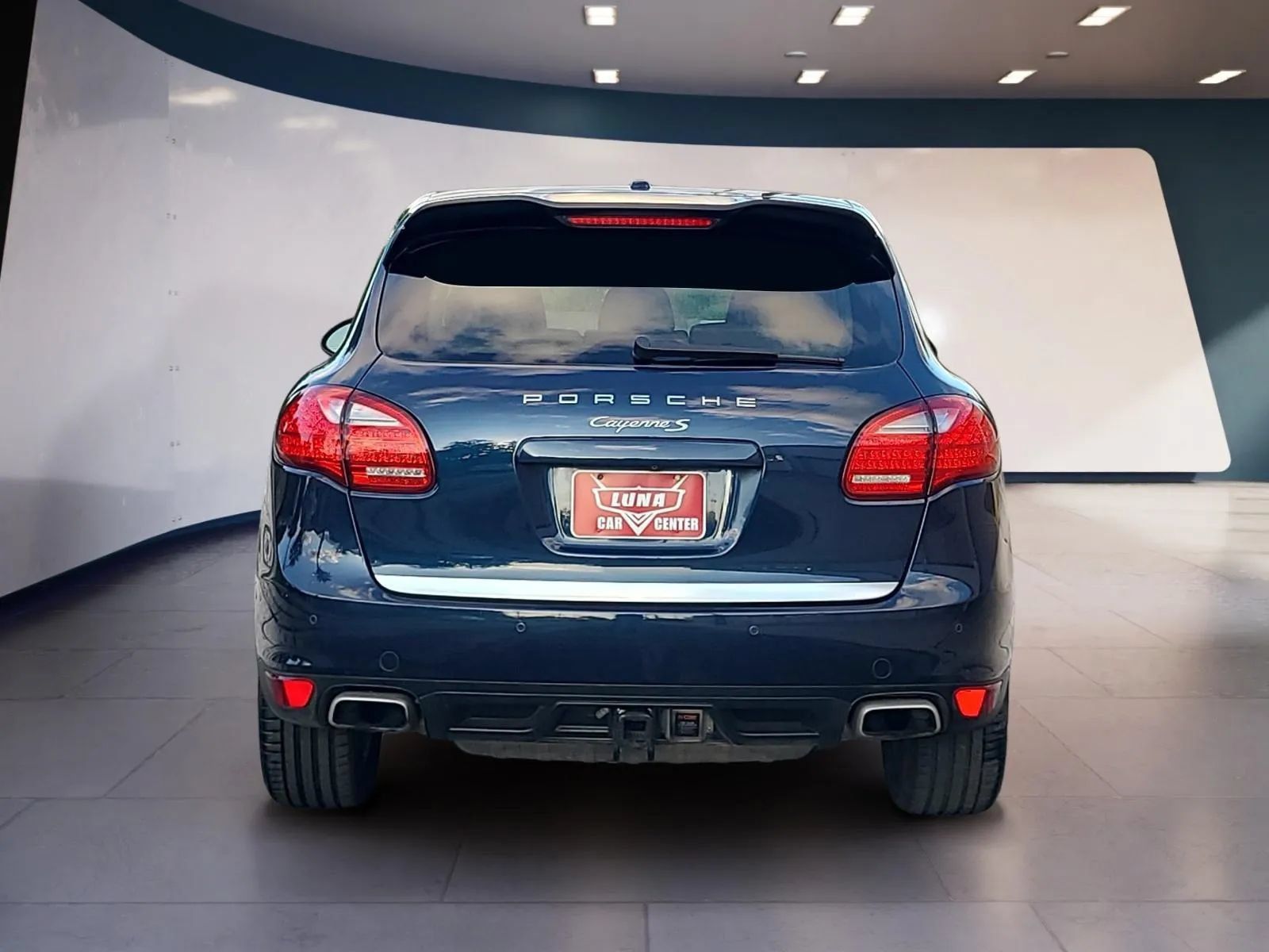 Used 2013 Porsche Cayenne S AWD/4WD image 4