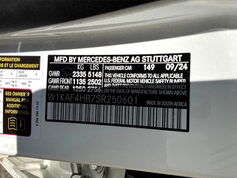 Used 2025 Mercedes-Benz C 300 4MATIC Sedan image 35