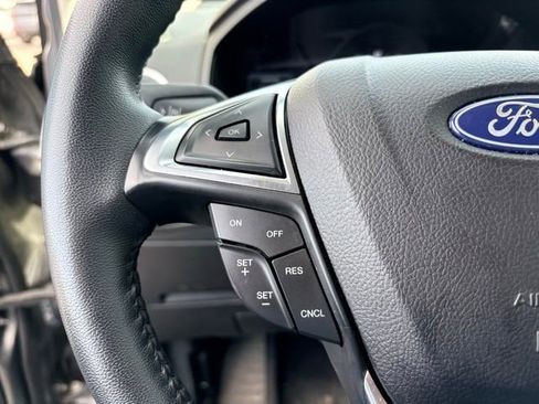 Used 2024 Ford Edge Titanium AWD/4WD image 21