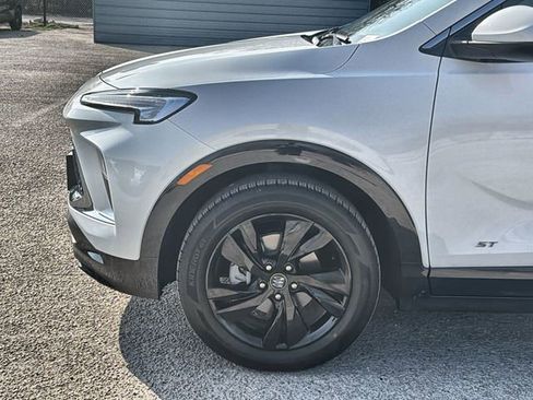 Certified 2026 Buick Encore GX Sport Touring image 31