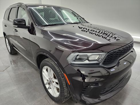 Used 2024 Dodge Durango GT image 2
