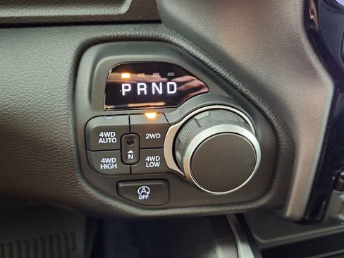 Used 2025 RAM 1500 Big Horn AWD/4WD image 13