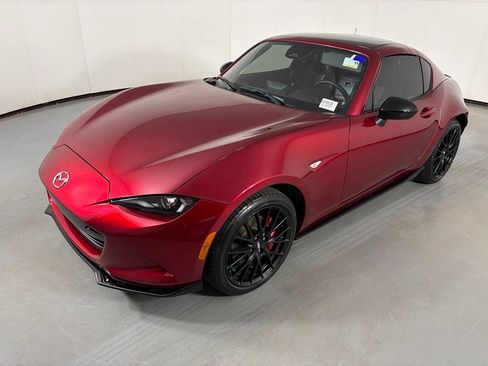 Used 2025 MAZDA MX-5 Miata RF Club w/ Weather Package RWD image 5