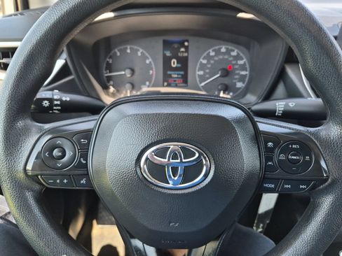 Certified 2025 Toyota Corolla LE FWD image 19