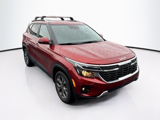 Certified 2024 Kia Seltos S AWD/4WD image 3