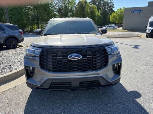 New 2026 Ford Explorer ST-Line RWD image 4