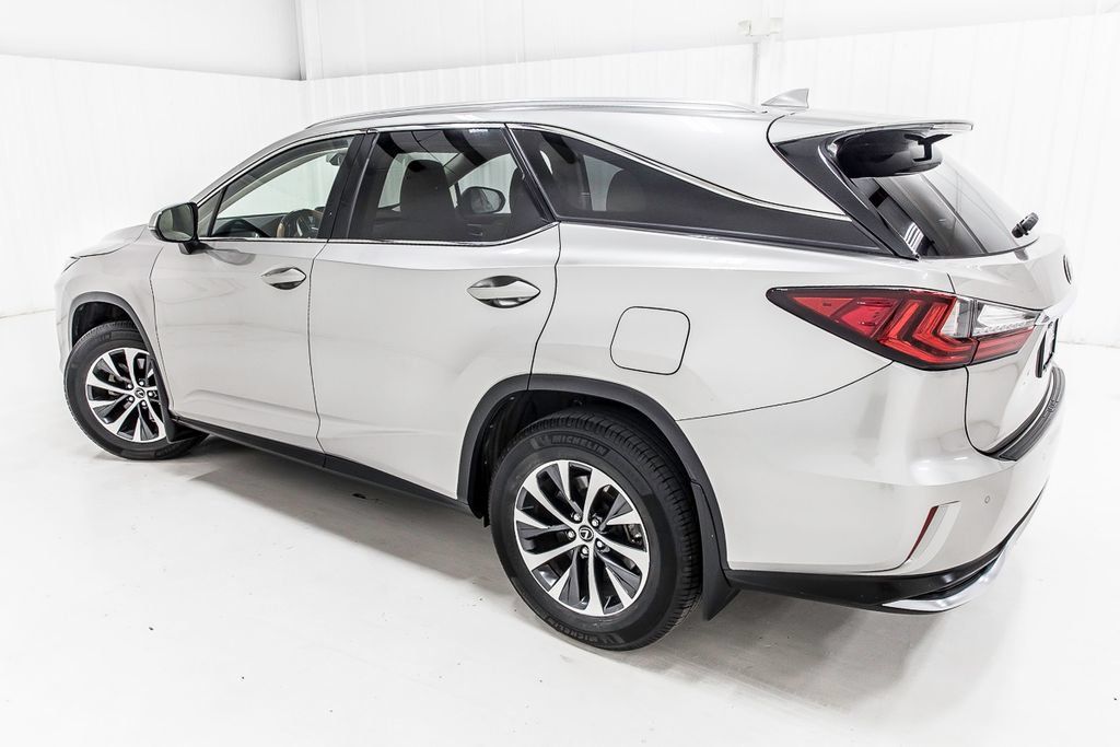 Used 2021 Lexus RX 350L Premium w/ Premium Package AWD/4WD image 4