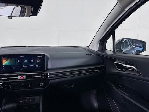 New 2026 Kia Sportage LX image 24