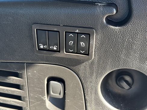 Used 2016 Cadillac Escalade ESV Premium AWD/4WD image 50