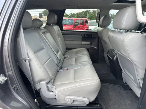 Used 2013 Toyota Sequoia SR5 RWD image 12