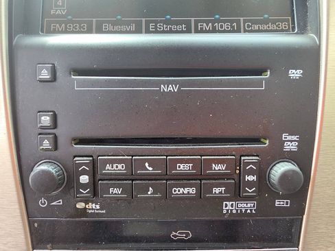 Used 2010 Cadillac Escalade ESV Platinum RWD image 37