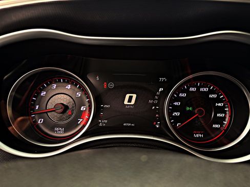 Used 2015 Dodge Charger SRT w/ Technology Group RWD image 13