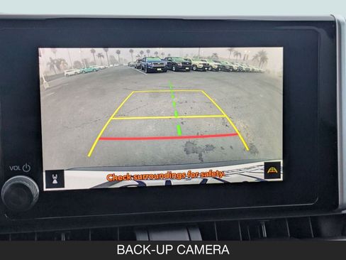 Used 2025 Toyota RAV4 XLE image 18