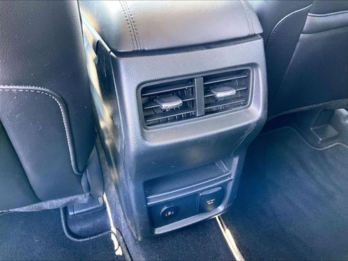 Used 2022 Ford Edge SEL w/ Convenience Package AWD/4WD image 28