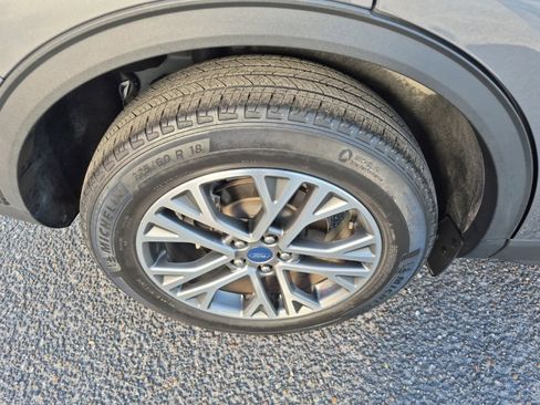 Used 2022 Ford Escape SEL image 20