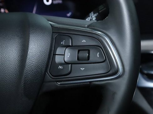 Used 2025 Buick Envista Avenir image 24