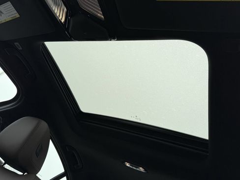 New 2026 BMW 330i xDrive Sedan w/ M Sport Package image 28