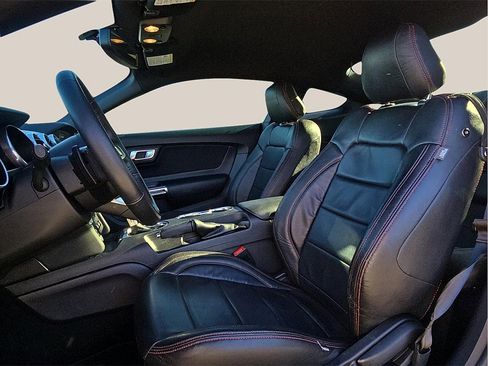 Used 2019 Ford Mustang Coupe w/ Black Accent Package image 12