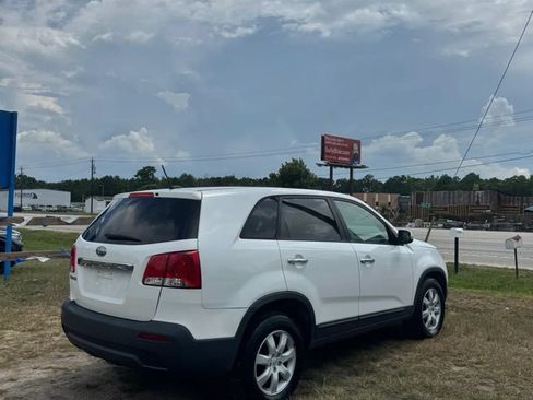 Used 2011 Kia Sorento 2WD image 10