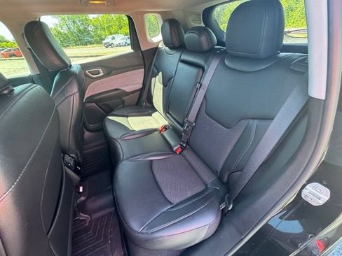 Used 2022 Jeep Compass Latitude w/ Convenience Group FWD image 14