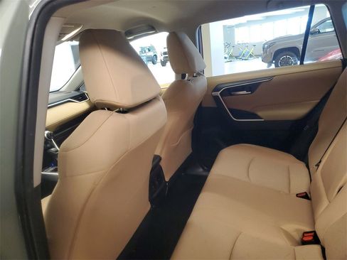 Used 2020 Toyota RAV4 XLE image 11