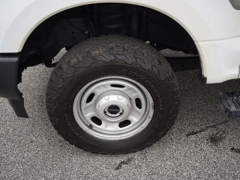 Used 2019 Ford F250 XL w/ Power Equipment Group AWD/4WD image 33