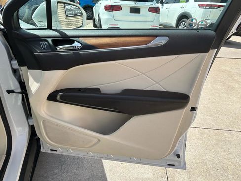 Used 2015 Lincoln MKC AWD w/ Equipment Group 102A Reserve image 16