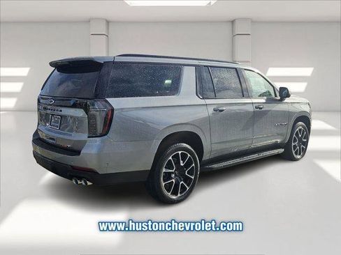 New 2026 Chevrolet Suburban RST w/ Comfort Package image 8