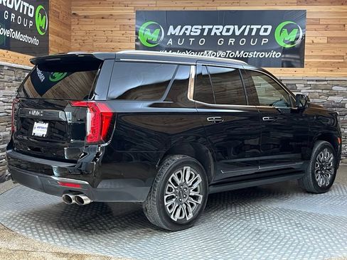 Used 2023 GMC Yukon Denali Ultimate AWD/4WD image 23