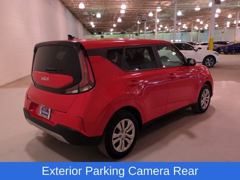 Certified 2024 Kia Soul LX FWD image 4