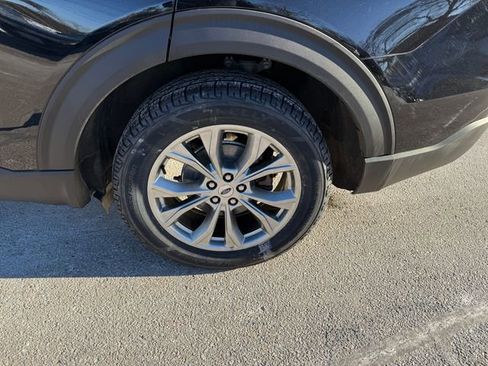 Used 2022 Ford Explorer XLT w/ Equipment Group 202A image 23