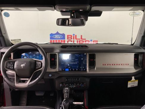 New 2026 Ford Bronco Outer Banks w/ Sasquatch Package AWD/4WD image 18