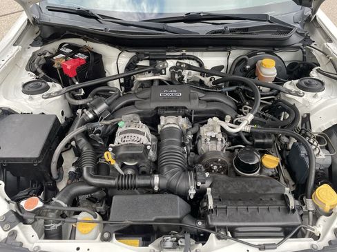 Used 2015 Scion FR-S RWD image 31
