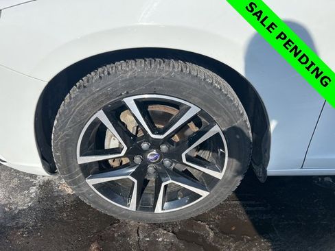 Used 2017 Volvo S60 T5 Dynamic image 13