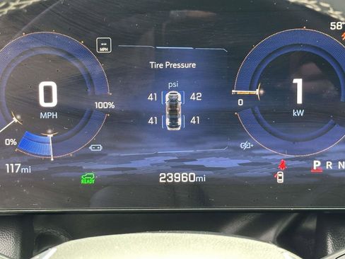 Used 2024 Chevrolet Equinox EV LT image 19