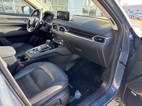 Used 2025 MAZDA CX-5 Carbon Edition image 29