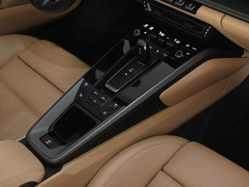 Used 2023 Porsche 911 Carrera S image 28